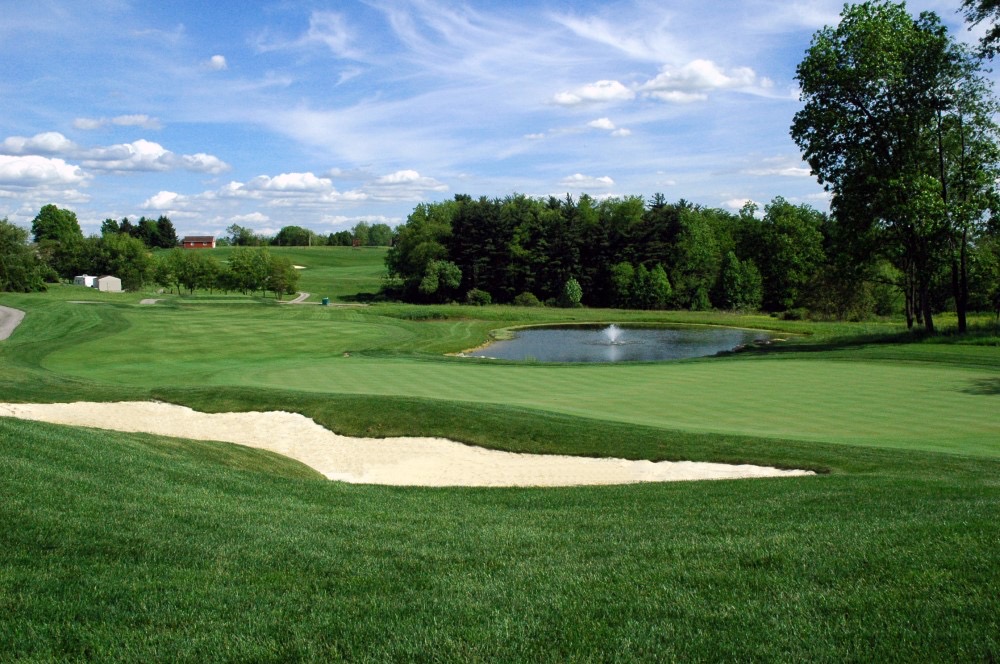 Panoramic fairway and water feature